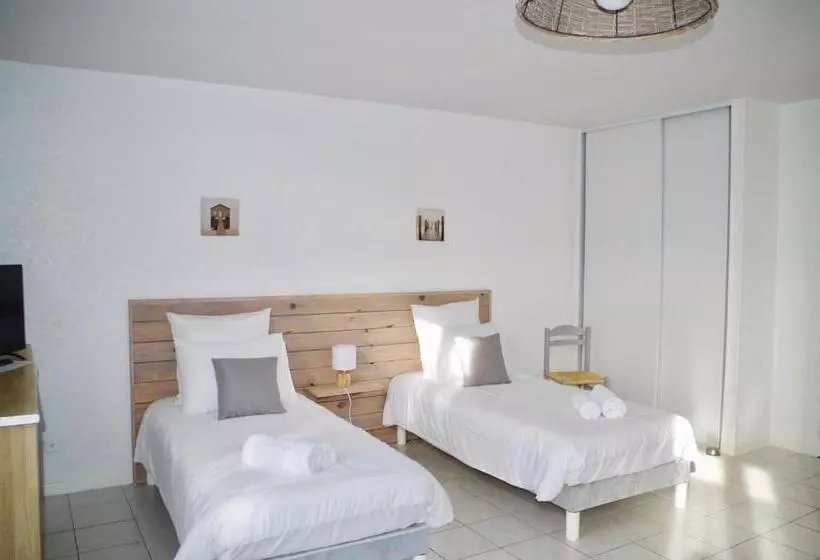 Majatalo Les Trois Cèdres