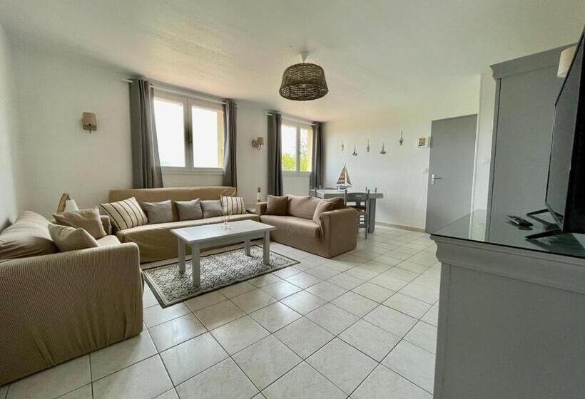 بنسيون Les Trois Cèdres