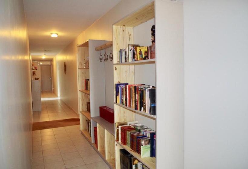 بنسيون Les Trois Cèdres