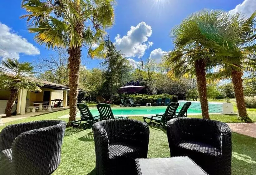 Majatalo Les Trois Cèdres