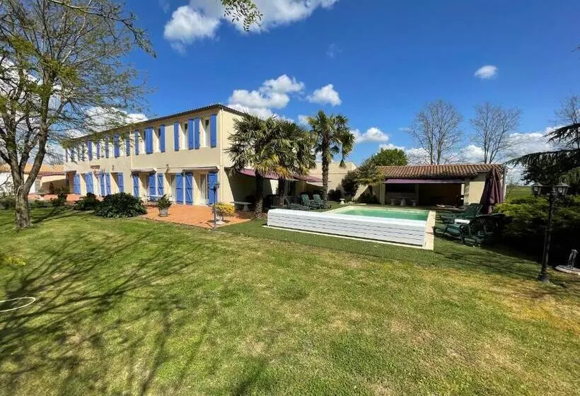 Majatalo Les Trois Cèdres