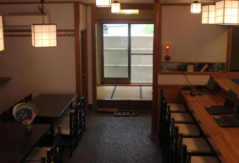 فندق صغير Shaq Bighouse