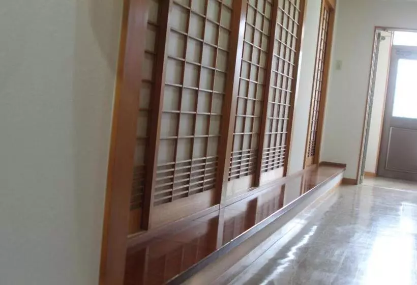 旅馆 Shaq Bighouse