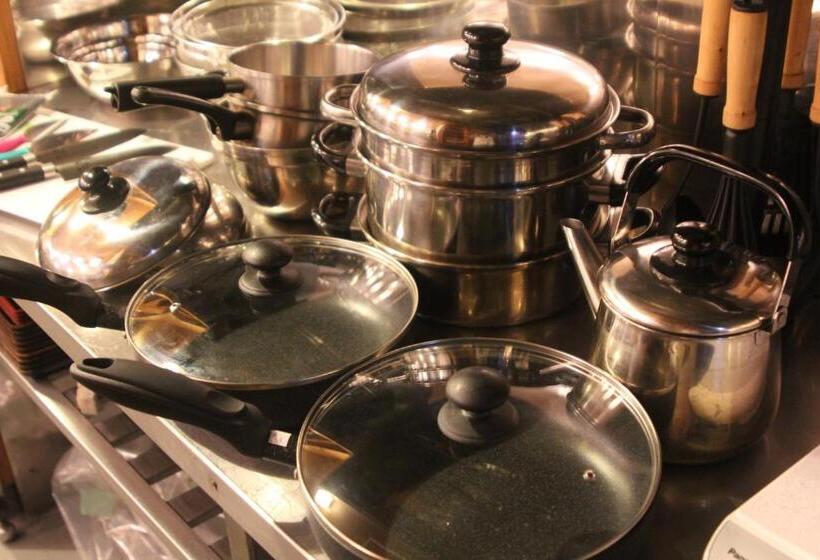 فندق صغير Shaq Bighouse