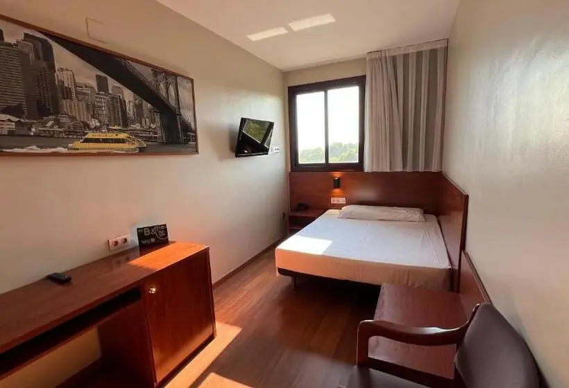 B&b Hotel Tarragona Reus