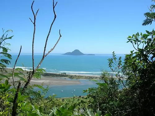 Crestwood Bed And Breakfast