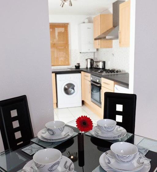 Bristol Serviced Lettings Beaufort Court