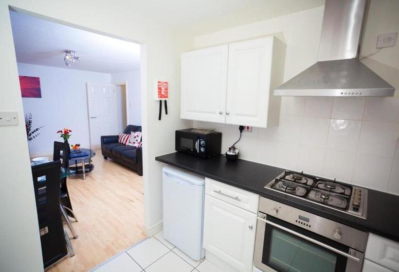 Bristol Serviced Lettings Beaufort Court