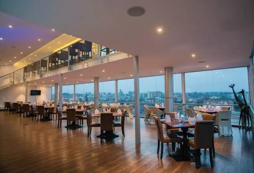 Diamond Plaza Apartments