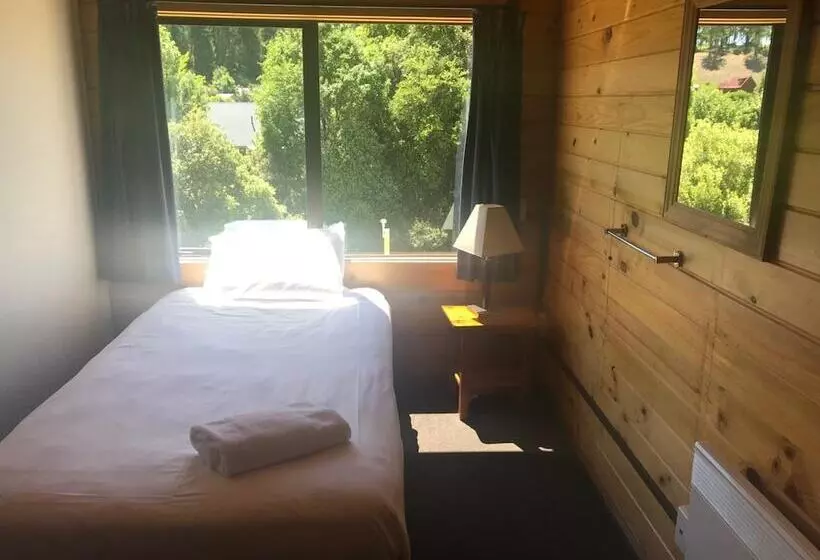 בית מלון כפרי Altamont Lodge