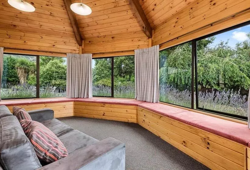 בית מלון כפרי Altamont Lodge