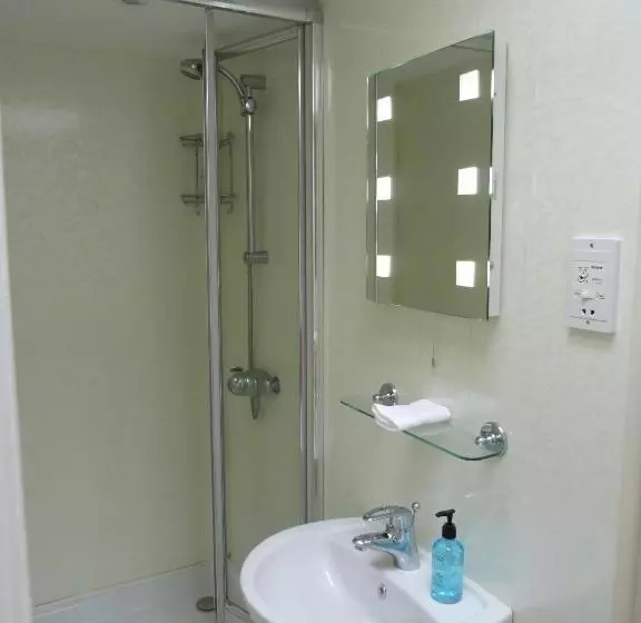 Hotelli Cameley Lodge   Self Catering