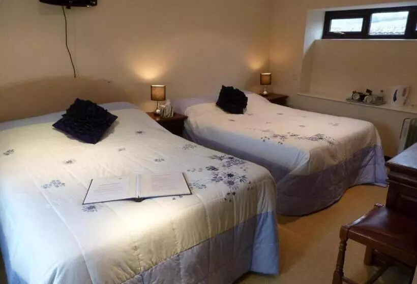 Hotelli Cameley Lodge   Self Catering