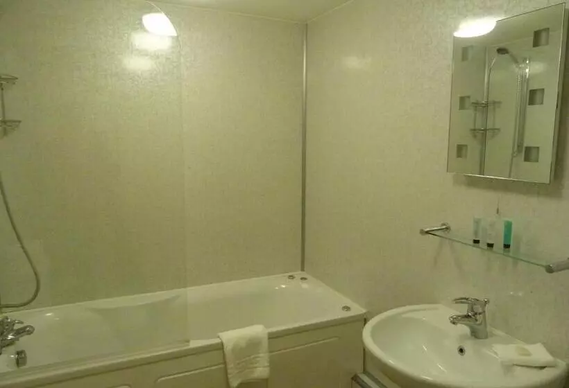 Hotelli Cameley Lodge   Self Catering