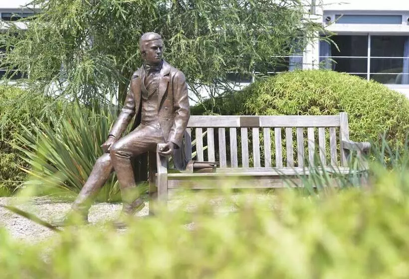 هتل Christ S College Cambridge