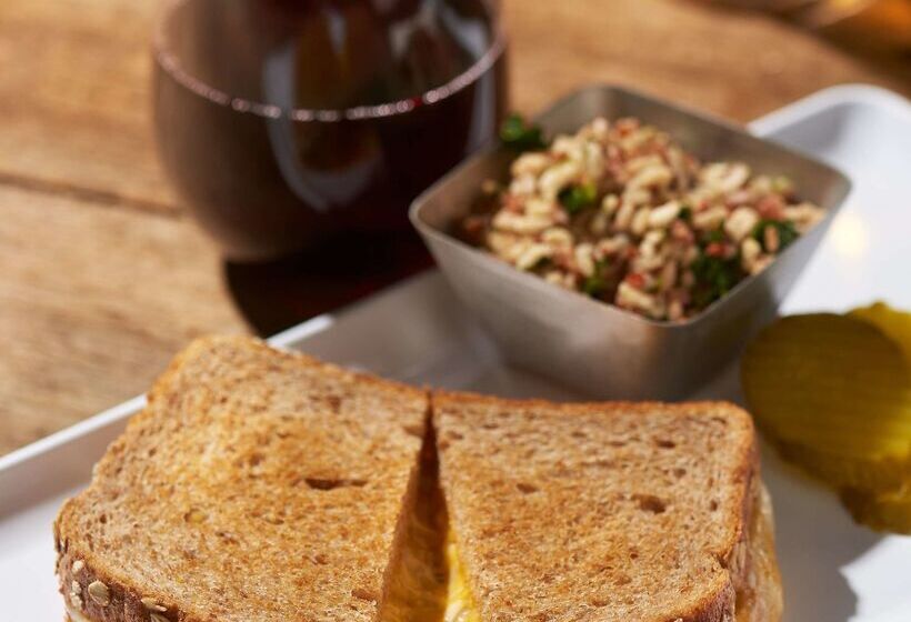 فندق Hyatt Place At Anaheim Resort/convention Center