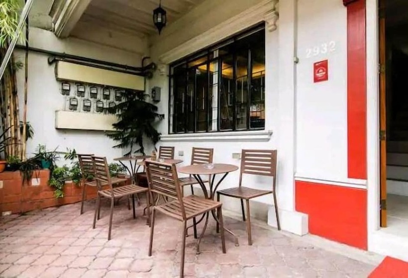 فندق Makati Riverside Inn