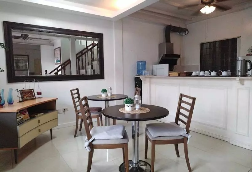 호텔 Makati Riverside Inn