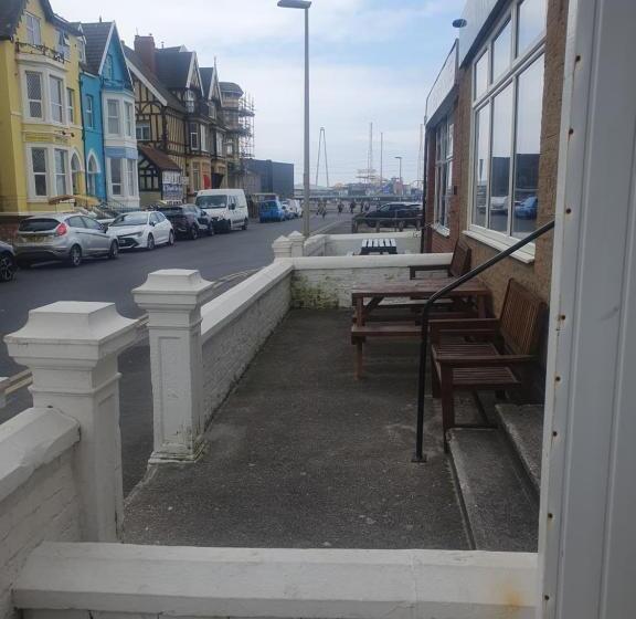 בית מלון כפרי Maydene