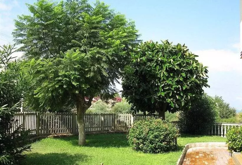 هتل Residence My Villa Eden