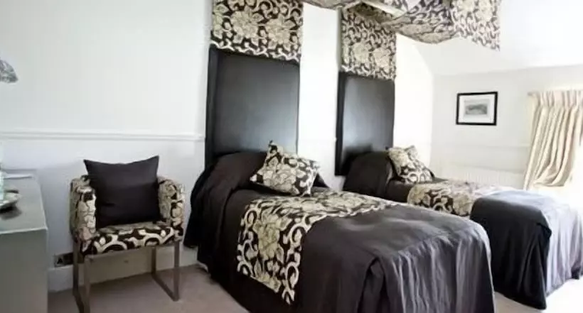 교외 호텔 Burythorpe House