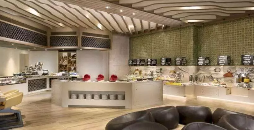 Отель Shangrila Sanya