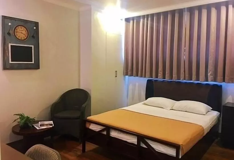 Hotel Tiffany Laoag