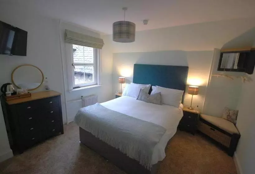 هتل Tigh Na Cloich