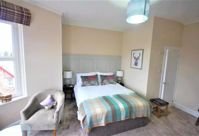 هتل Tigh Na Cloich