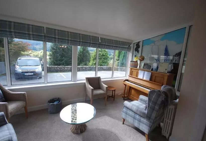 هتل Tigh Na Cloich