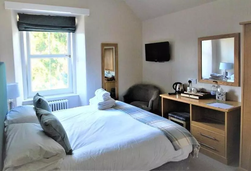 هتل Tigh Na Cloich