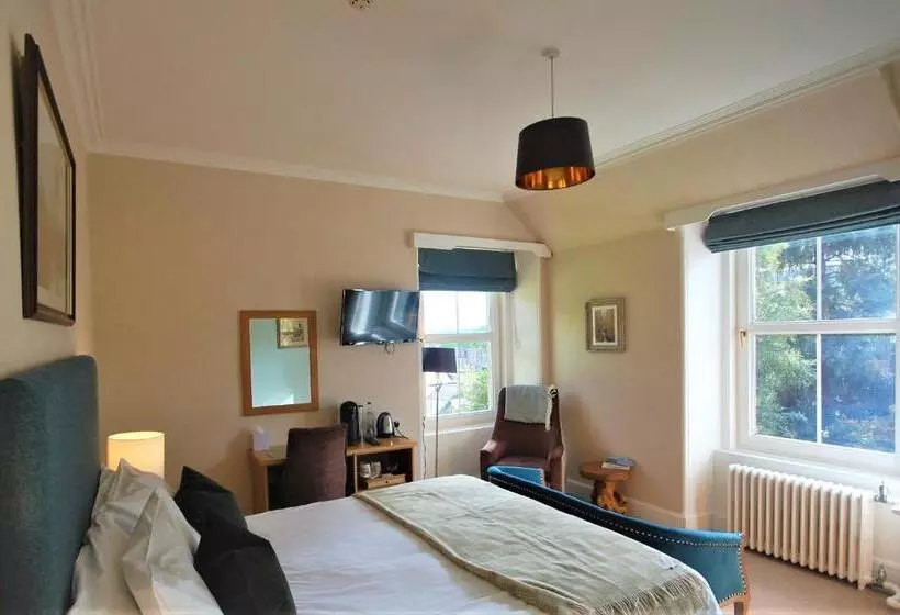 هتل Tigh Na Cloich