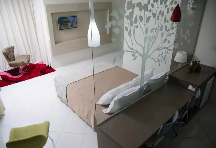 Hotel Vitoria Palace