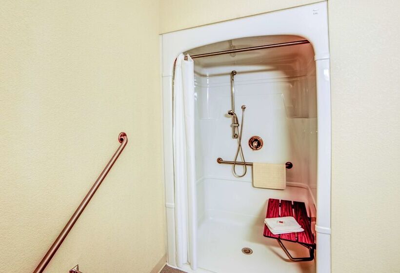 Motel 6huntsville, On