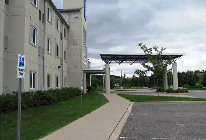 Motel 6huntsville, On