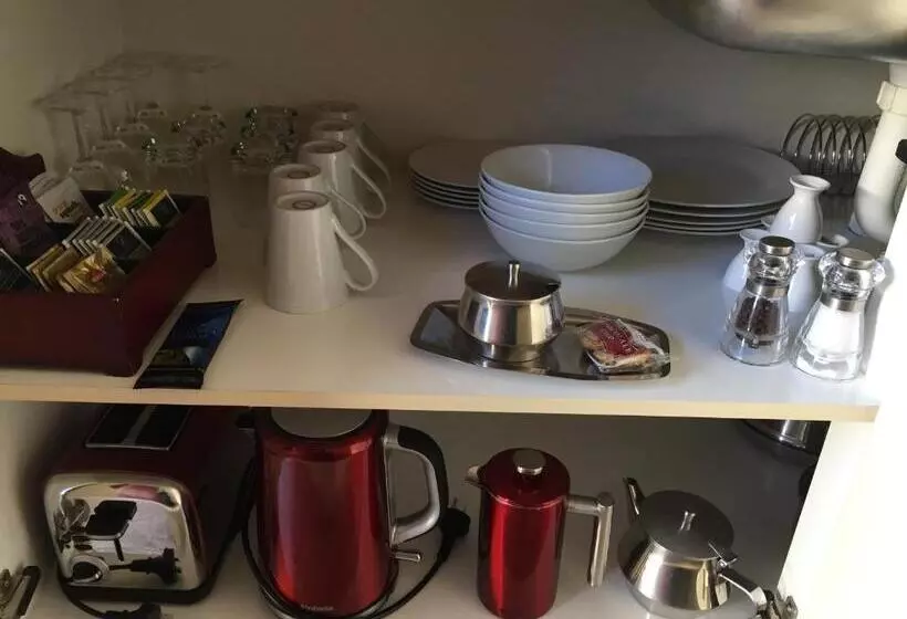 汽车旅馆  Lakefront Lodge