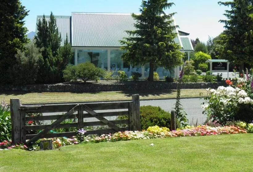 汽车旅馆  Lakefront Lodge