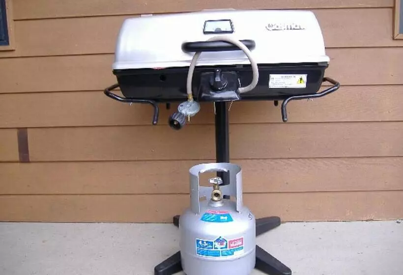 汽车旅馆  Lakefront Lodge