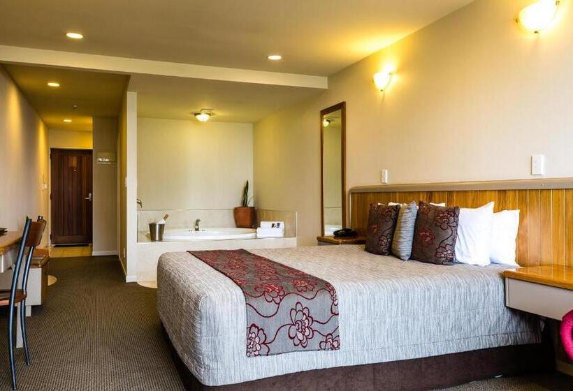 Motel Pebble Beach Motor Inn