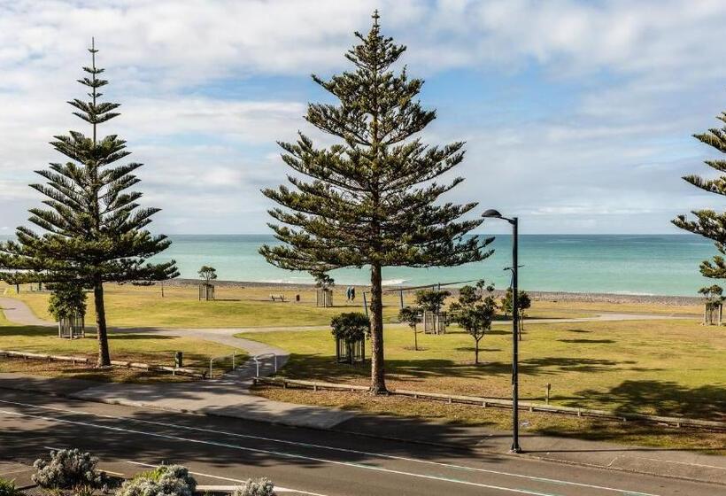 Motel Pebble Beach Motor Inn