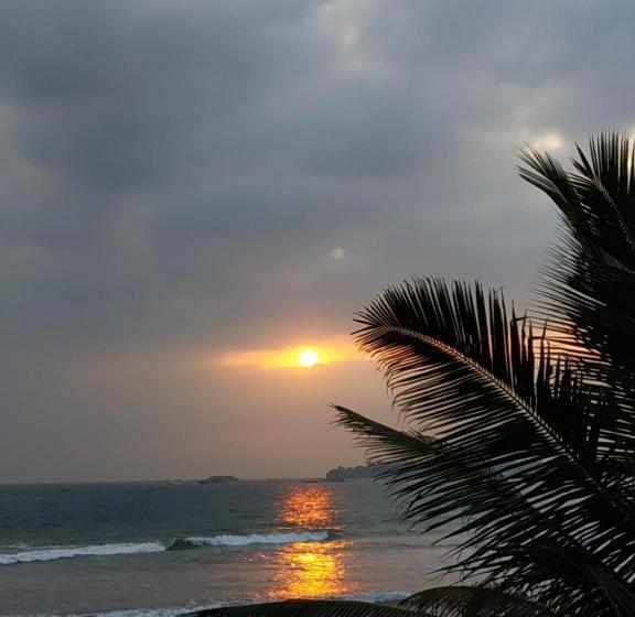 住宿加早餐 Mirissa Beach House