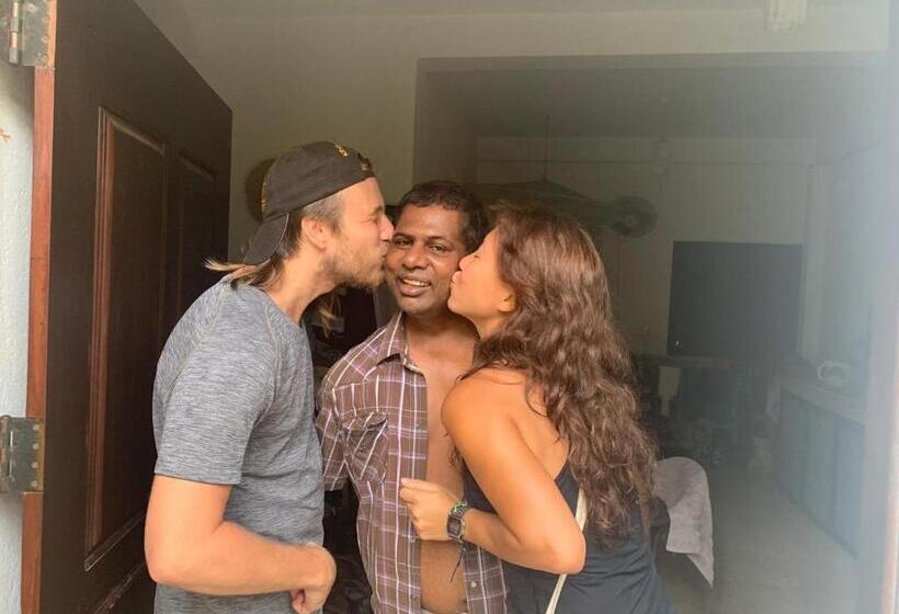 住宿加早餐 Mirissa Beach House