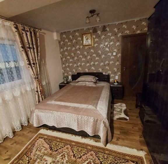 بنسيون Casa Alex