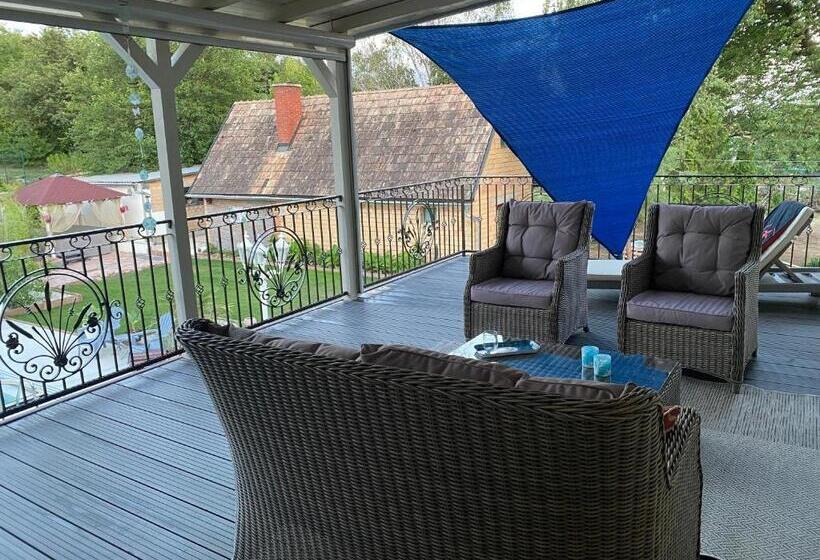 膳宿费 Maria Vendéghaz