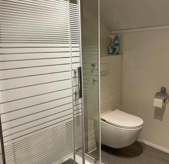 膳宿费 Maria Vendéghaz