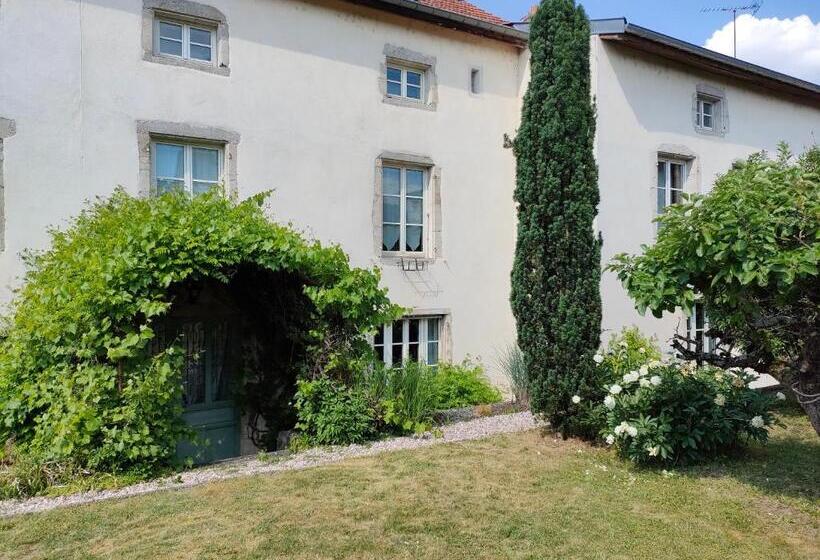 مبيت وإفطار Chambres D Hôtes La Tuilerie