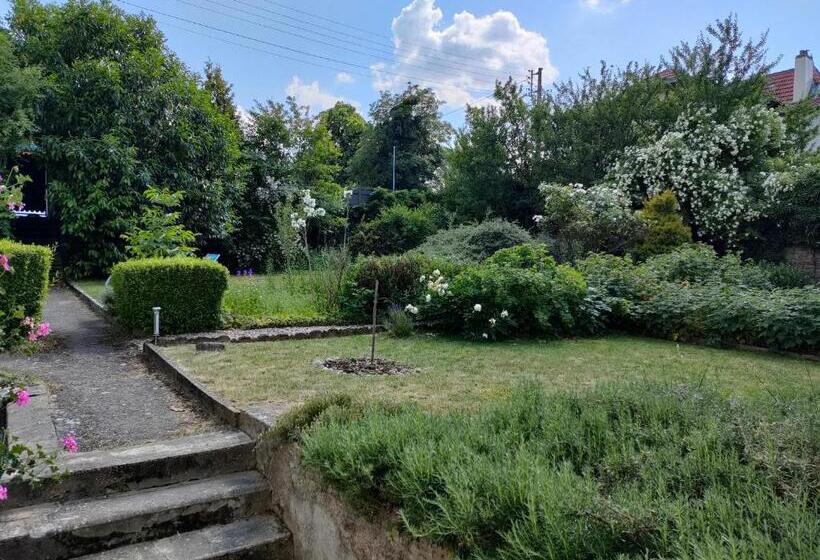 مبيت وإفطار Chambres D Hôtes La Tuilerie