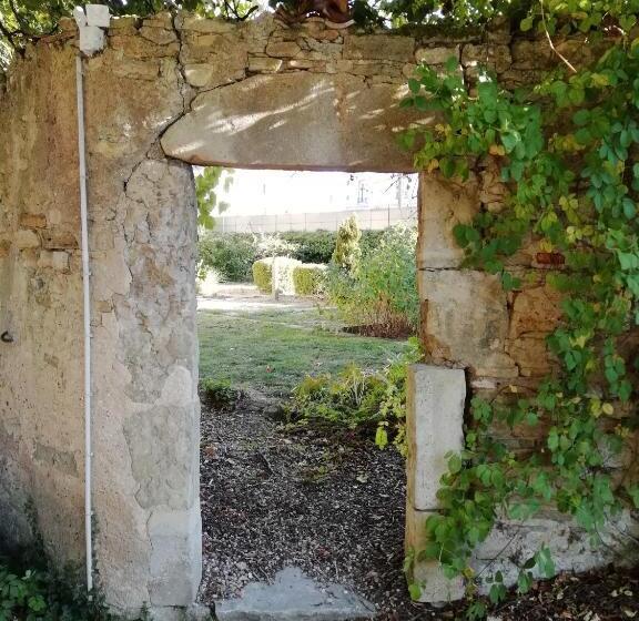 مبيت وإفطار Chambres D Hôtes La Tuilerie