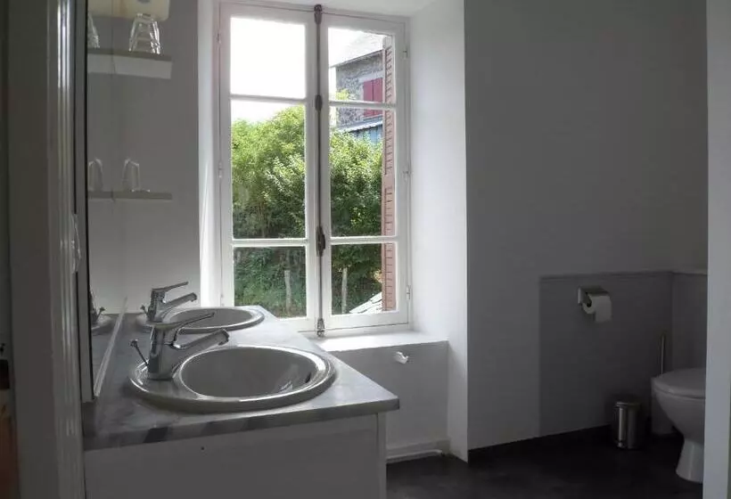 ベッドアンドブレックファースト Le Pont Du Roy