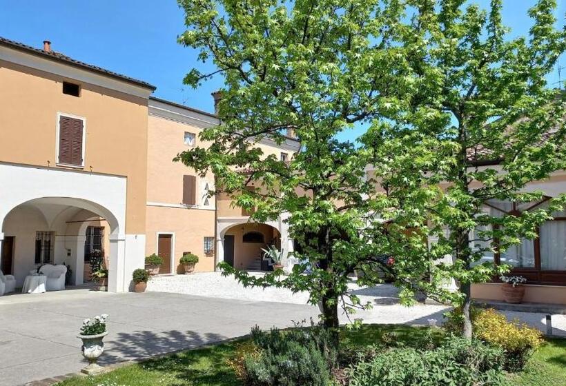 민박 Piccola Corte Antica